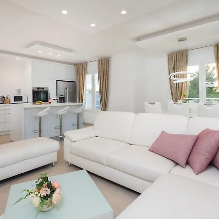 Ferienwohnung The Adriatic Pearl Split Podstrana Exterior foto
