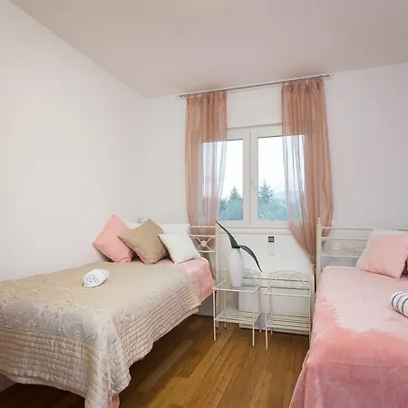 Ferienwohnung The Adriatic Pearl Split Podstrana Exterior foto